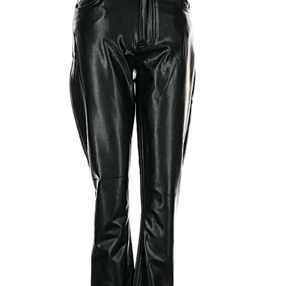 Abercrombie & Fitch Shiny Black vegan Leather pants.. size 28/6R